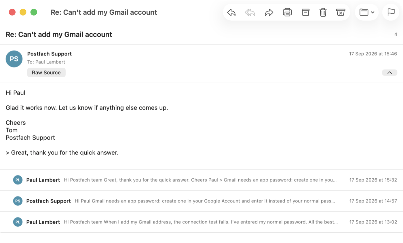 Una conversazione di assistenza sull’aggiunta di un account Gmail aperta in una finestra tutta sua, con Rispondi, Inoltra, Stampa, Archivia, Elimina, Indesiderata, Sposta e Contrassegna nella barra degli strumenti